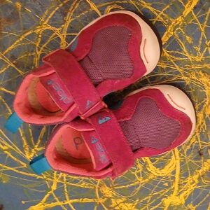 PLAE Kids Fuchsia and Tea Poly/suedel Sneakers . Sz.6TYouth‎